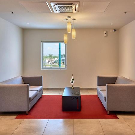 City Express Junior By Marriott Tijuana Otay Bagian luar foto