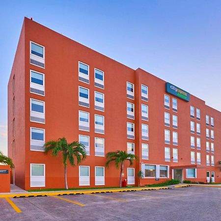 City Express Junior By Marriott Tijuana Otay Bagian luar foto