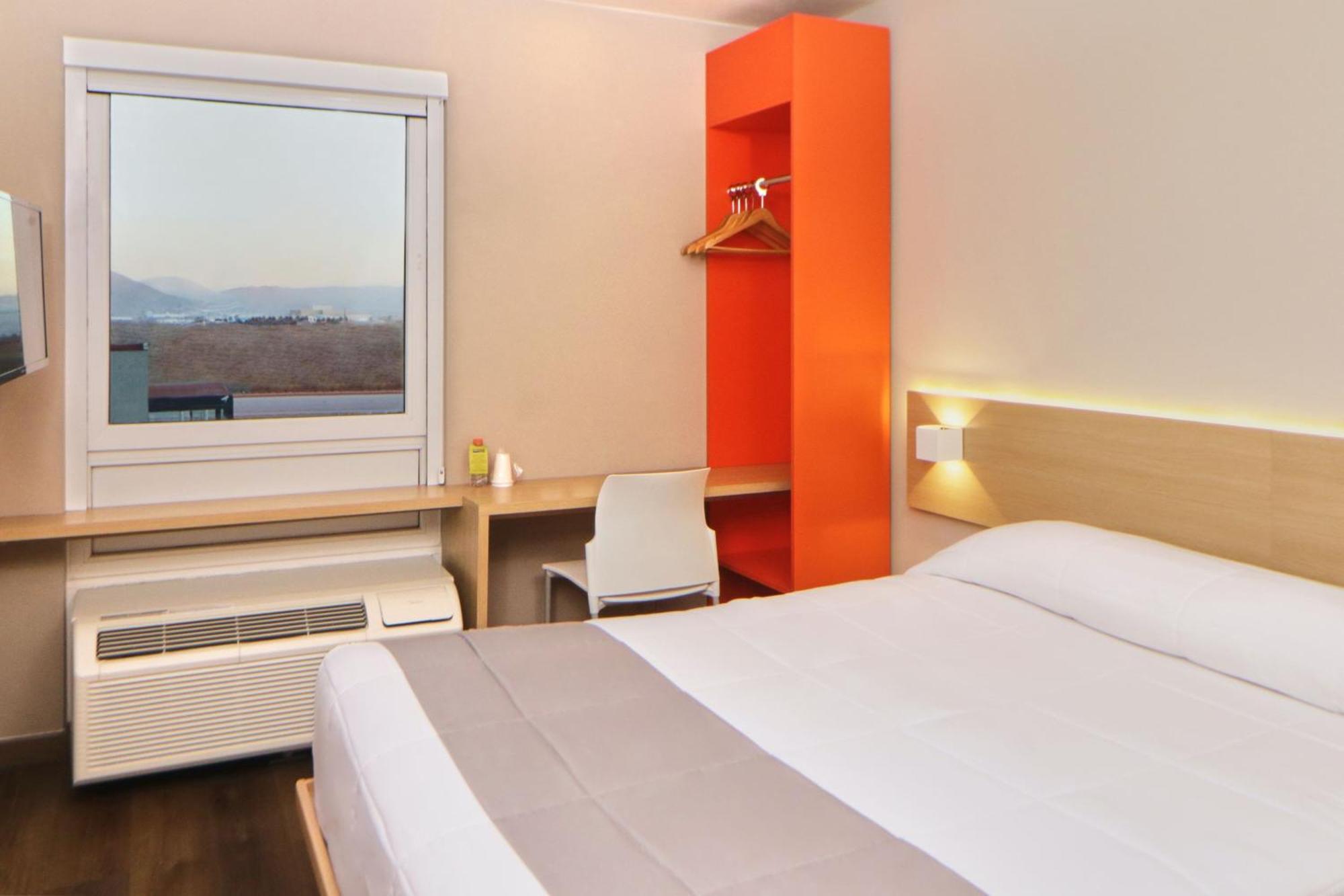 City Express Junior By Marriott Tijuana Otay Bagian luar foto